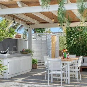 La Casa Degli Ulivi In Con Patio Apartment